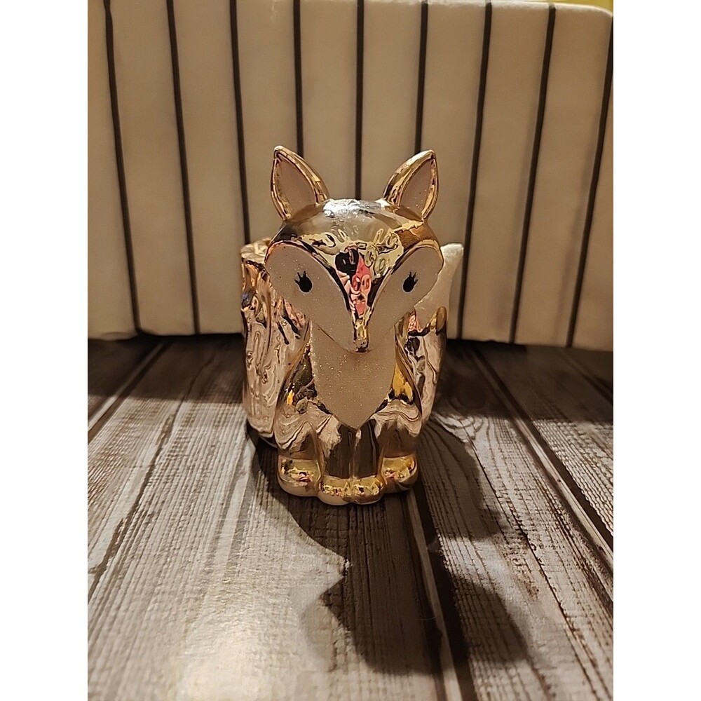 Bath And Body Works Rose Gold, Flocked Fox Foaming Soap Holder
